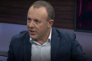 Спивак: Принятие госбюджета-2018 - это победный блицкриг Гройсмана