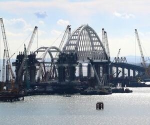 Скандальный Керченский мост соединил Крым с Россией