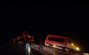 В Запорожской области в снежных заносах застрял автобус с гражданами Австрии