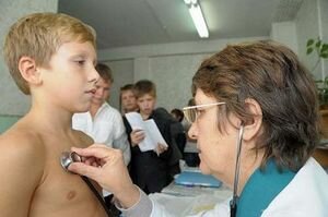Минздрав отменил обязательный медосмотр в Украине