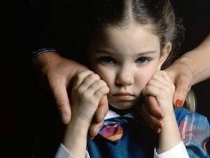 Злостным неплательщикам алиментов могут запретить занимать топ-должности