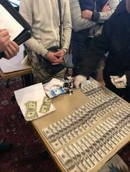 В Киеве поймали россиянина-шантажиста, который вымогал $250 тыс за компромат на украинского бизнесмена