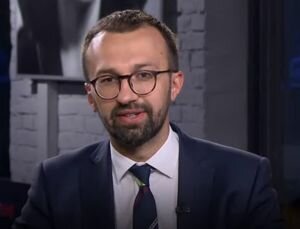 Лещенко об открытии дела из-за дискредитации Яценюка: это внутренний междусобойчик Порошенко-Яценюк-Аваков"