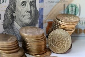 Доллар будет дорожать: кому и зачем нужна девальвация гривны?