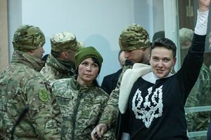 Луценко заявил, что прокуратура пока не определилась с мерой наказания для Савченко