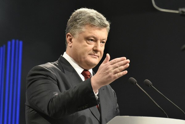 Порошенко подписал закон о правилах пользования землями
