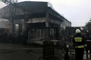 В Днепре на территории автотранспортного предприятия произошел масштабный пожар