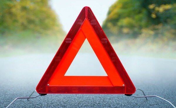 В Киеве легковушка врезалась в троллейбус