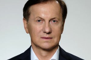 "Обморочные политики путем языкового раскола Украины стремятся "заскочить" в парламент"