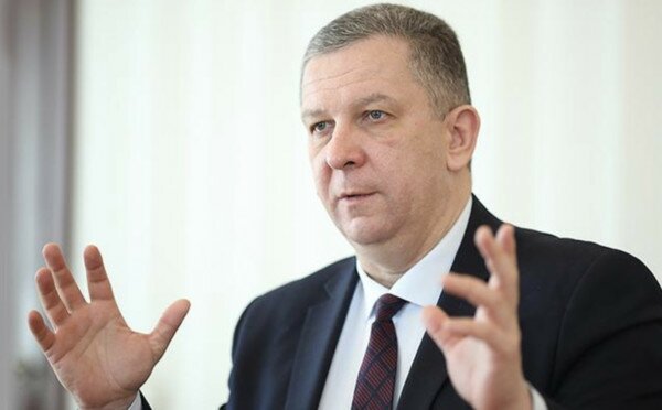 В Минсоцполитики заявили, что зарплата украинцев должна быть не менее 15000 грн