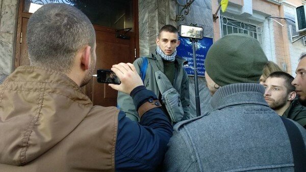 Живет с родителями и имеет педагогическое образование: СМИ узнали, кто напал на журналистку NEWSONE