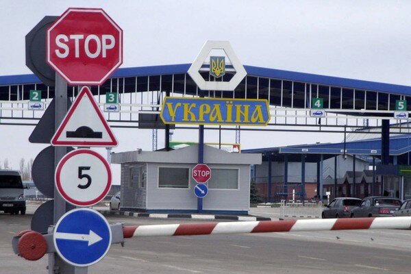 Украина повысит стоимость электронных виз до 85 долларов