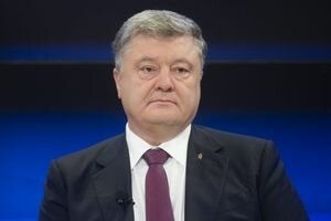 Порошенко ночью поздравил Зурабишвили с победой на выборах президента в Грузии