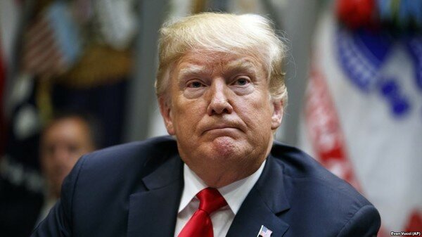 Трамп отменил поездку всей американской делегации на форум в Давос: стала известна причина
