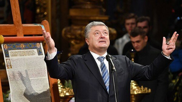 Порошенко уточнил, сколько приходов уже перешли в ПЦУ