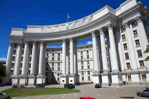 В МИД Украины рассказали, какой процент сотрудников - женщины