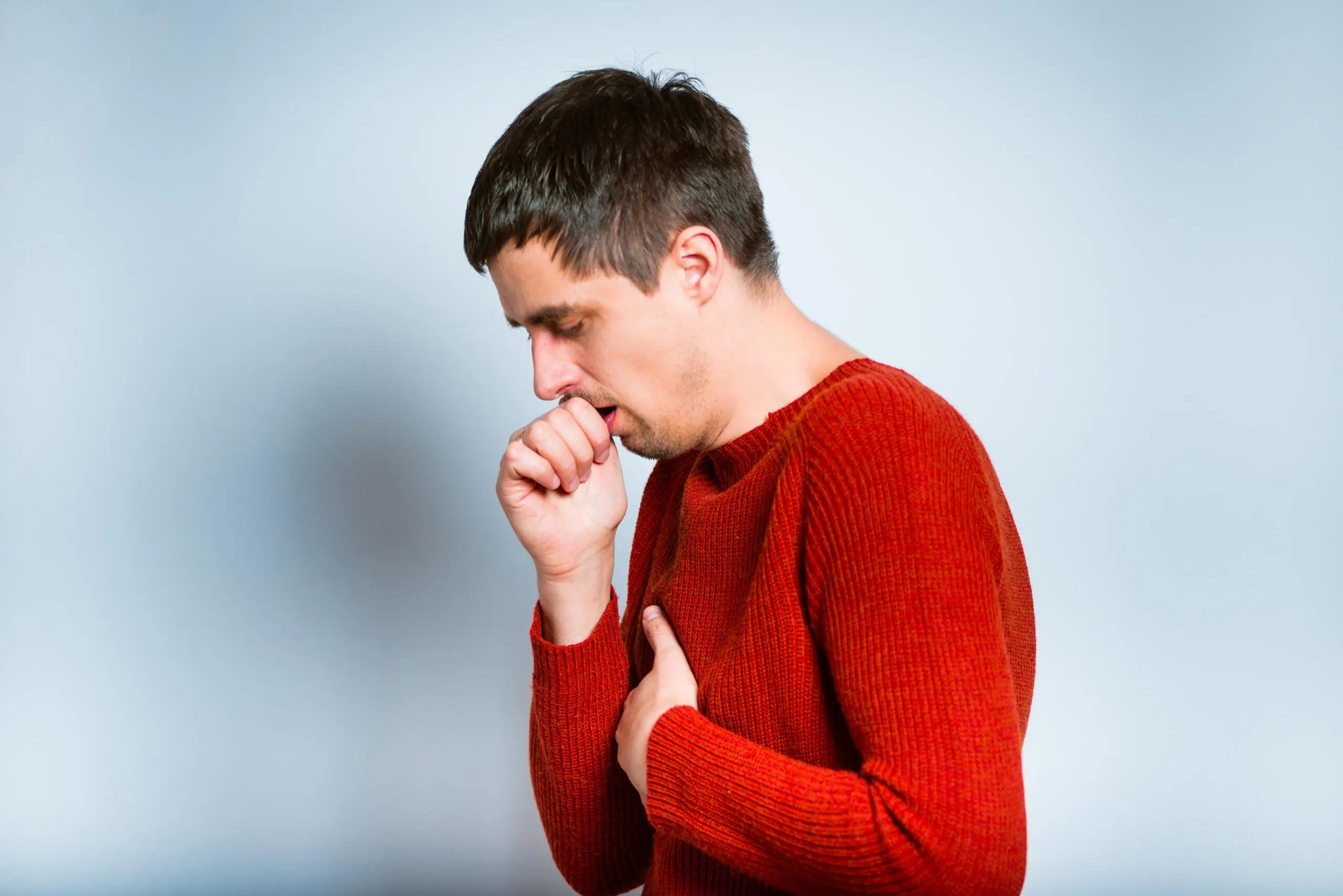 как отличить горловой кашель от легочного