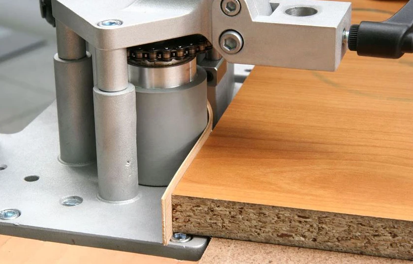 поклейка кромки